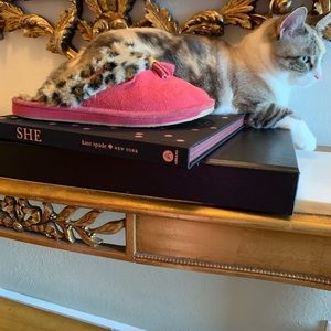 SPERRY Shearling Slippers. 💗 magenta 💗 9M